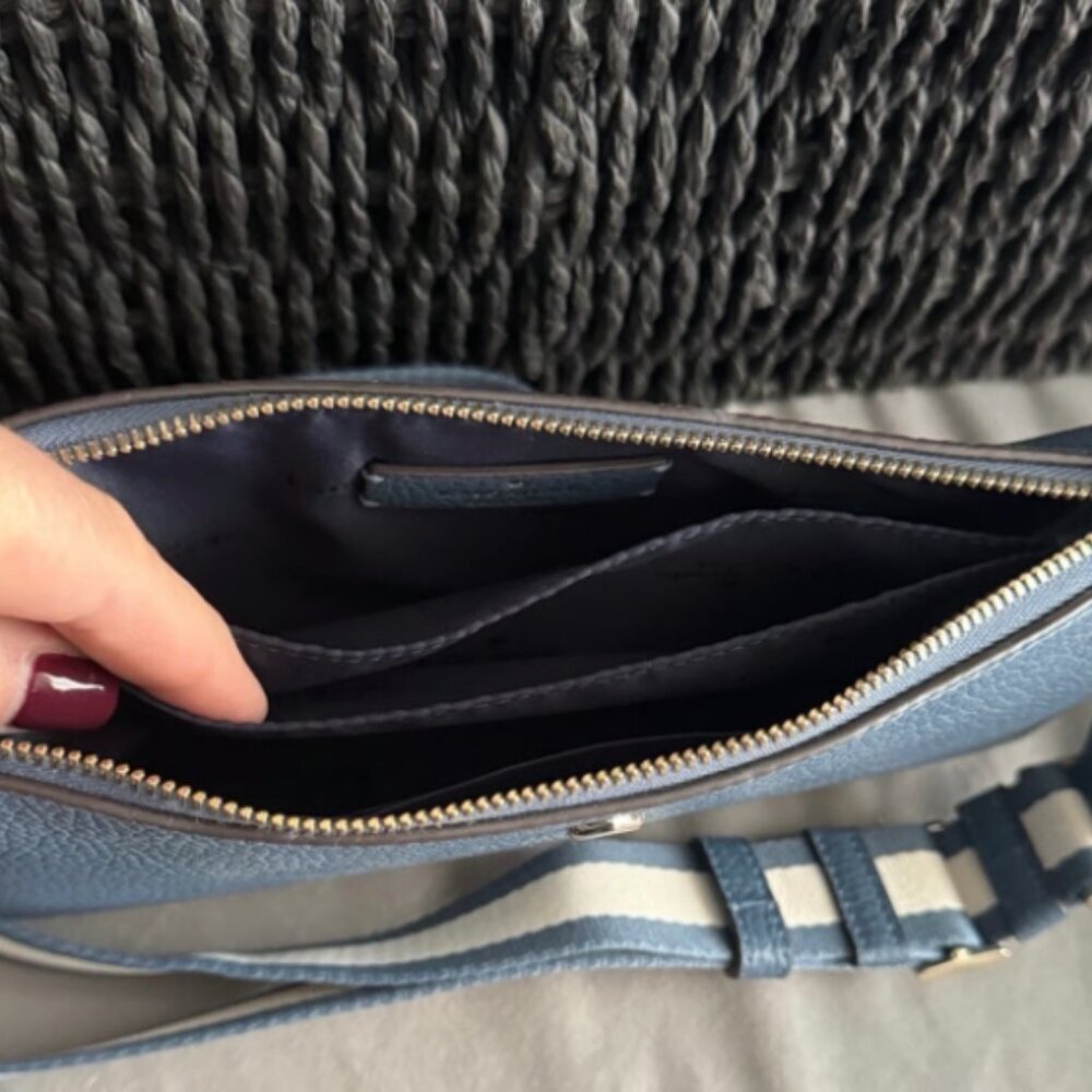 NTN Kate Spade Emma Crossbody - Picture 3 of 4